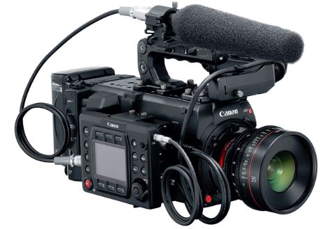 EOS_C700