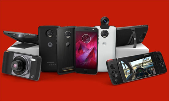 Moto Mods including Hasselblad, JBL Speaker, Gamepad, Battery Packs and New360 Camera.
